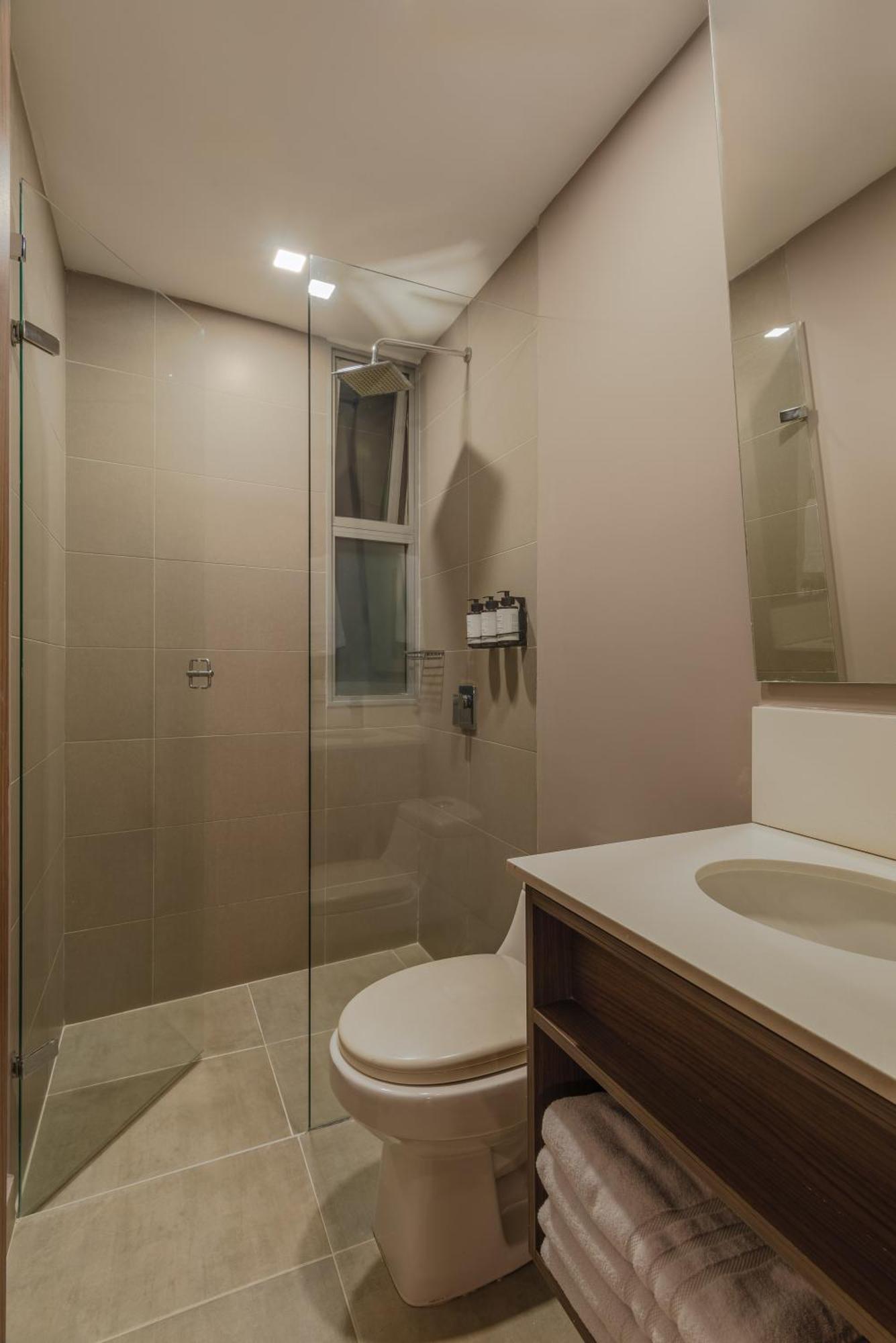 Sites Hotel Medellin Exterior photo A shower cubicle
